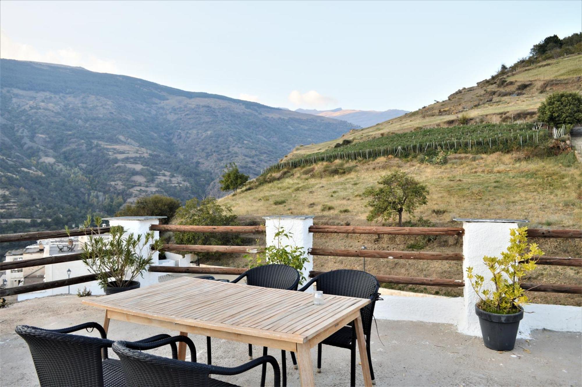 Rural Alfajía De Antonio Hotel *